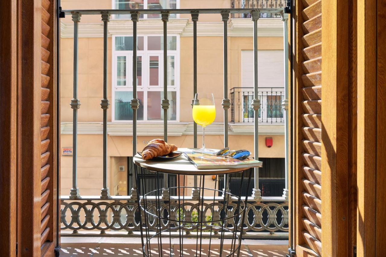 Apartamento En El Centro, Tranquilo Y Luminoso Málaga Dış mekan fotoğraf
