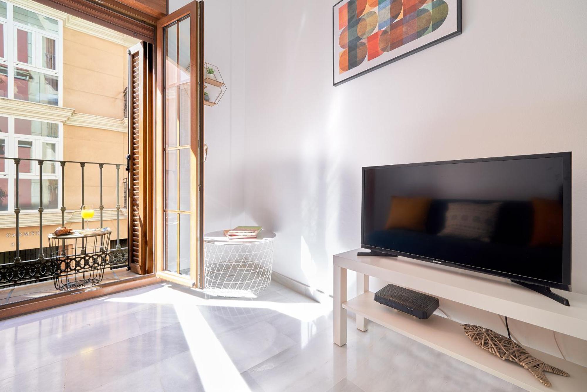 Apartamento En El Centro, Tranquilo Y Luminoso Málaga Dış mekan fotoğraf